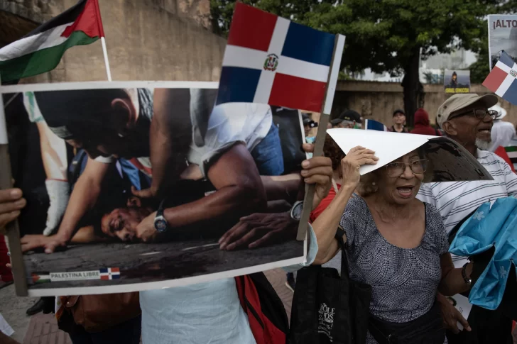 Dominicanos se manifiestan en apoyo a Palestina ante el 'genocidio' de Israel