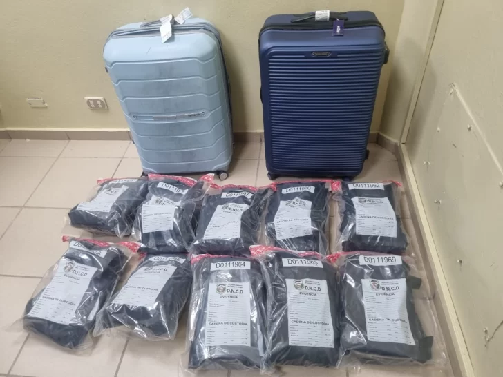 Detienen a mujer estadounidense por marihuana hallada en Aeropuerto del Cibao