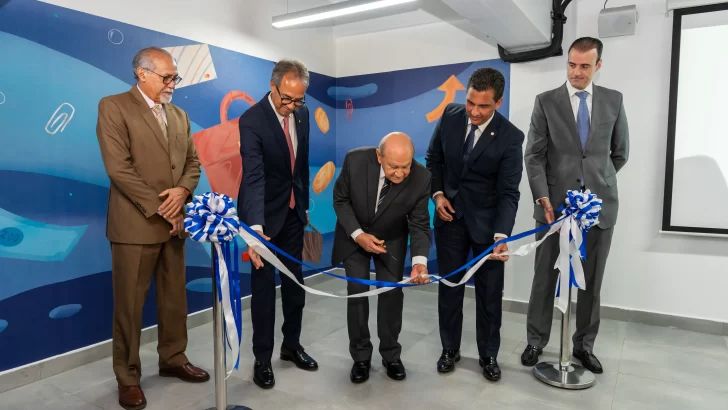 Banco Popular y Unapec inauguran laboratorio de finanzas