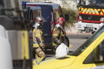 Dueño de discoteca incendiada en España dice que no fue notificado de la orden de cierre