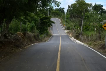 Obras Públicas entrega en María Trinidad Sánchez obras por más de 720 millones de pesos