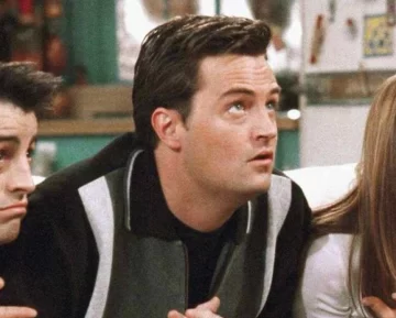 Muere la estrella de la serie 'Friends' Matthew Perry a los 54 años ahogado en un jacuzzi