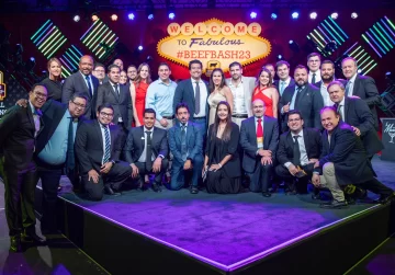 Supermercados Nacional recibe premio como mejor comercializador del año 2023