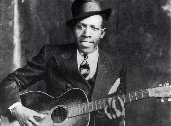 Robert Johnson. Llamar al Diablo… y verlo venir