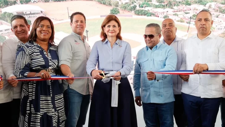 Vicepresidenta Raquel Peña inaugura varias obras Bonao provincia Monseñor Nouel