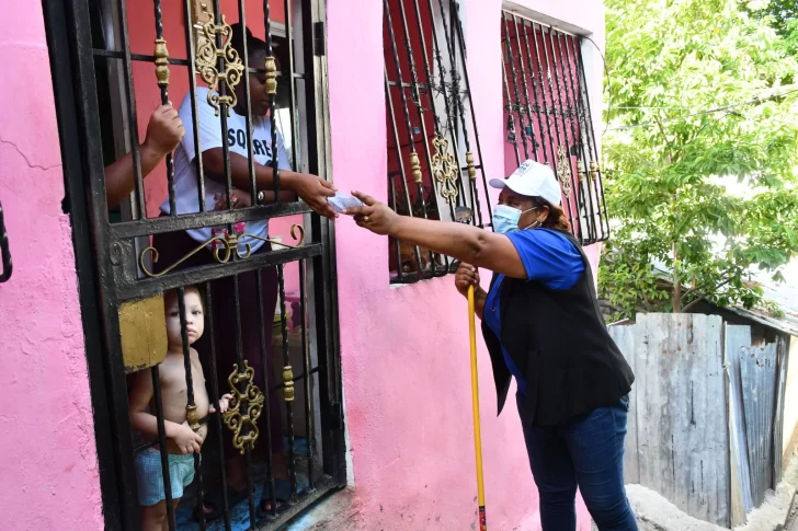 Regional 10 de Educación en jornada preventiva contra el dengue