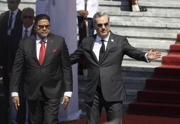 República Dominicana y Surinam firman cuatro memorandos de entendimiento
