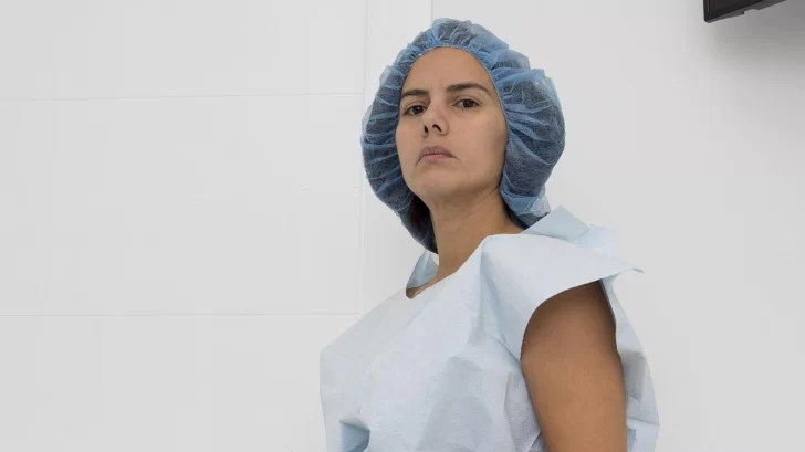 'Me inyecté biopolímeros en las nalgas para complacer a mi pareja y llevo años sufriendo unos dolores insoportables'