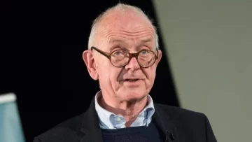Henry Marsh: 'Es una tontería pensar que la inteligencia artificial puede reemplazar al cerebro, que produce sufrimiento, ansiedad e ideas'