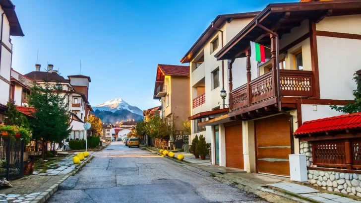 Qué hace a Bankso, en Bulgaria, uno de los lugares más atractivos del mundo para los nómadas digitales