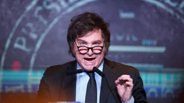 'Hoy comienza el fin de la decadencia argentina': las frases del primer discurso de Javier Milei como presidente electo