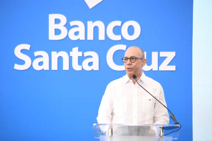 Fausto-Pimentel-presidente-de-Banco-Santa-Cruz.--728x485