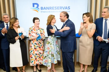 Banreservas inaugura Oficina de Representación en Miami