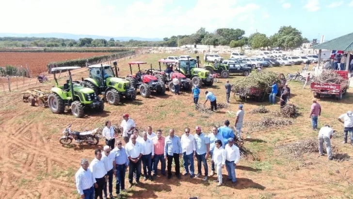 Ministerio de Agricultura prepara terrenos para siembras en Puerto Plata