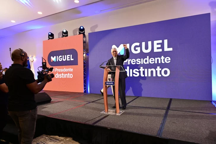 Miguel Vargas dice que el Gobierno está integrado por 'moralistas de hojalata'