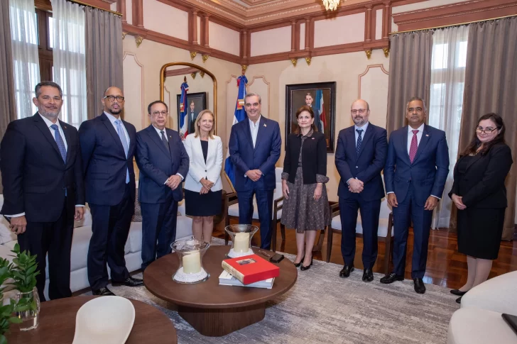 Abinader expone al FMI su enfoque sobre el presente y futuro económico dominicano