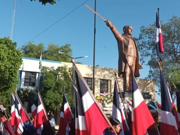 Efemérides Patrias y Mide honran memoria de los próceres de la Batalla de Palo Hincado