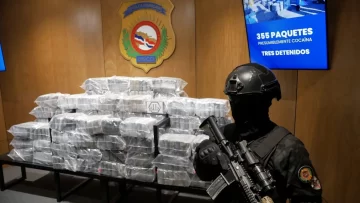 Capturan a tres personas con 355 paquetes cocaína