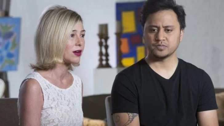 El escándalo de Mary Kay Letourneau, la profesora que tuvo dos hijas con su alumno adolescente y que Netflix llevó al cine en la película 'May December'