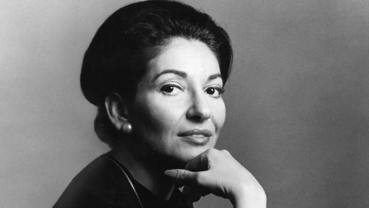 Cautivadora e inimitable: qué convirtió a María Callas en 'La Divina', la diva más grande de la historia