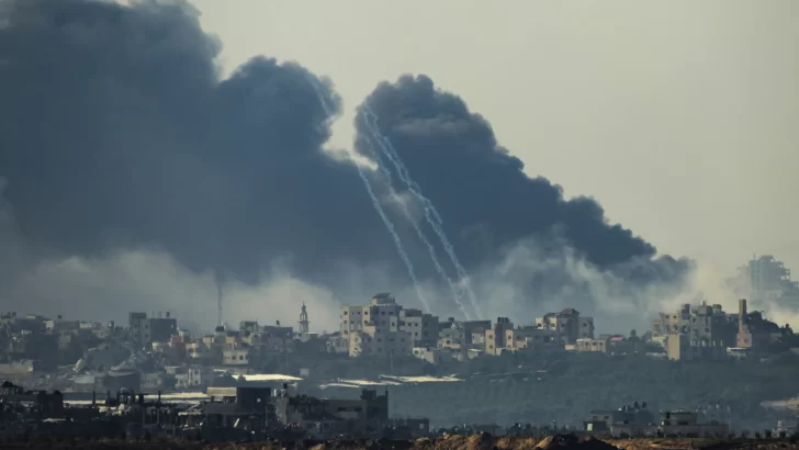 Los bombardeos vuelven a Gaza mienras los negociadores se esfuerzan en alcanza otra tregua