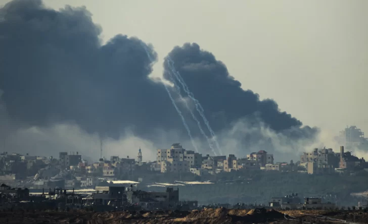 Los bombardeos vuelven a Gaza mienras los negociadores se esfuerzan en alcanza otra tregua