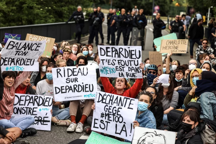 Artistas franceses denuncian 'linchamiento' de Depardieu, 'último pilar sagrado' del cine