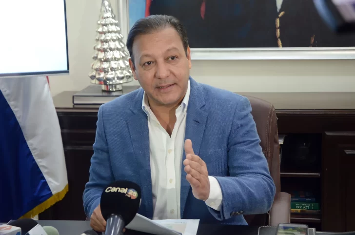 Abel Martínez: empresa de valla que cayó sobre vehículo había sido advertida