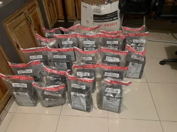 En medio de tiroteo, confiscan 137 paquetes de cocaína en Monseñor Nouel