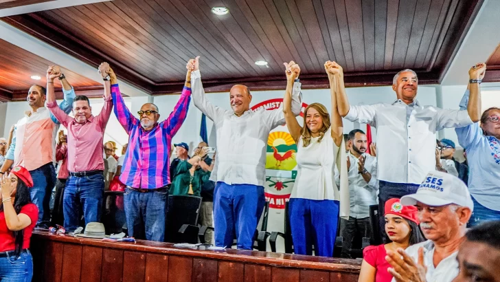PRSC proclama a Ulises Rodríguez candidato a la alcaldía de Santiago