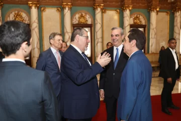 'La Semanal' del presidente Abinader con participación del presidente electo de Guatemala, César Arévalo