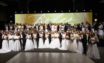 Ceremonia multitudinaria consagra en matrimonio a 78 parejas dominicanas