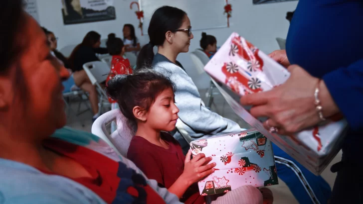 Migrantes varados en Juárez vivirán Navidad lejos de familias pero apoyados por albergues
