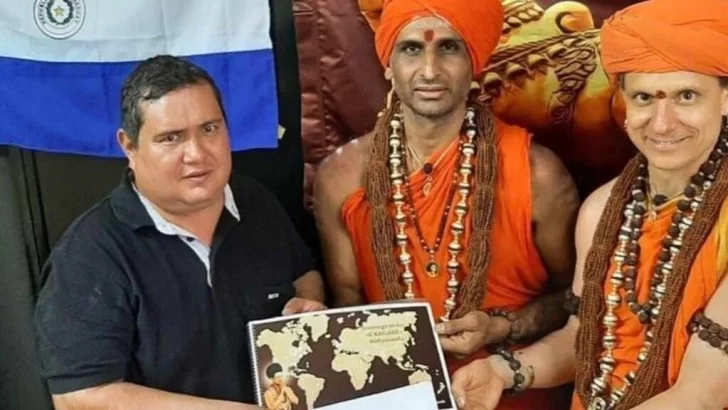 Echan a funcionario paraguayo por firmar contrato con un país inexistente
