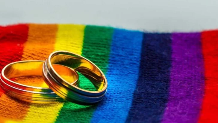 Activistas LGBTIQ+ critican bendición de parejas homosexuales