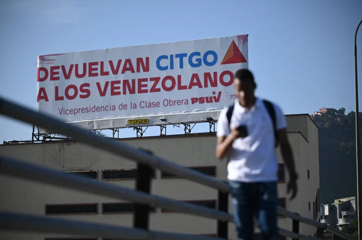 Venezuela condena 'vulgar despojo' de filial de estatal petrolera en EEUU