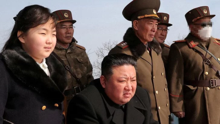 Qué se sabe de Kim Ju-ae, la hija y 'más probable' sucesora del líder de Corea del Norte, Kim Jong-un