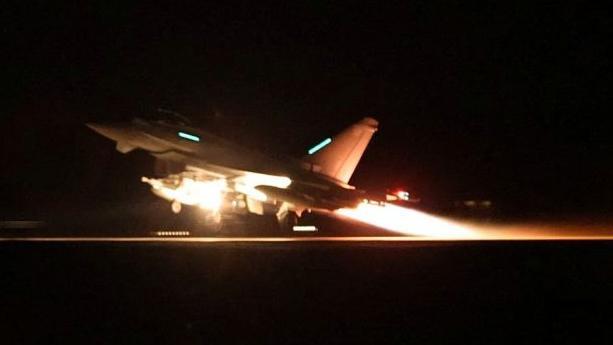Estados Unidos lanza un nuevo ataque militar contra los combatientes hutíes en Yemen en una expansión de la guerra en Medio Oriente