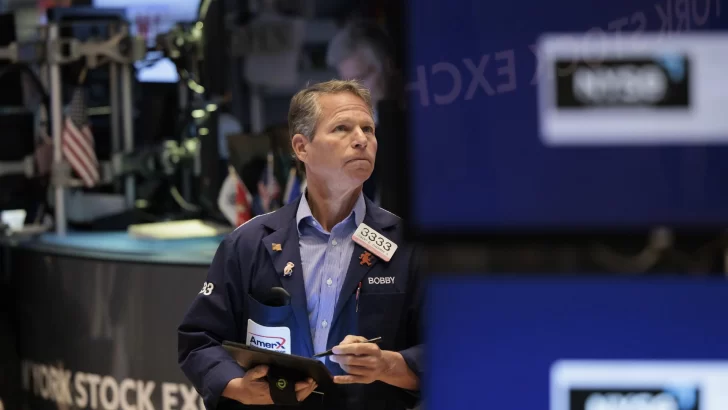 Wall Street cierra en terreno mixto con el Dow Jones en baja