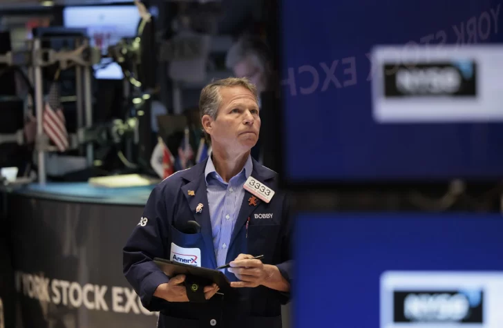 Wall Street cierra en terreno mixto con el Dow Jones en baja