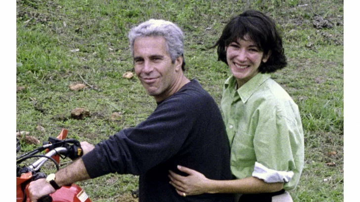 Trump enfrenta la furia de sus seguidores tras el carpetazo al caso Epstein Trump enfrenta la furia de sus seguidores tras el carpetazo al caso Epstein