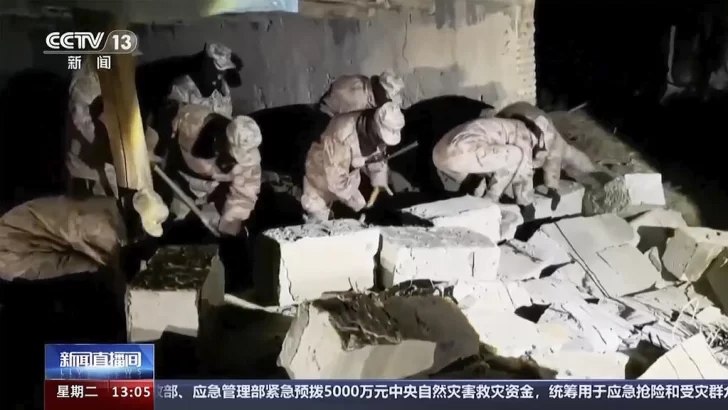 Sismo de magnitud 7 sacude la frontera entre China y Kirguistán