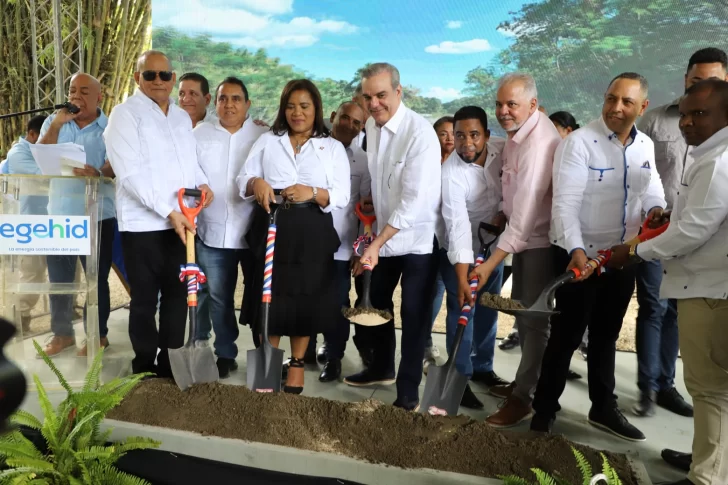 Luis Abinader inauguró nuevas obras en Bonao, Monseñor Nouel y La Vega