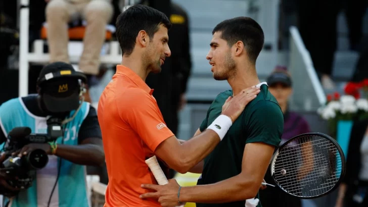 Eliminados favoritos Alcaraz y Djokovic, la final del domingo será ruso-italiana