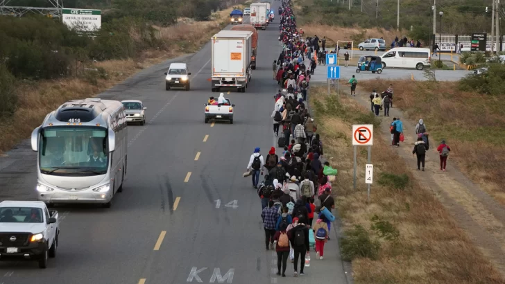 Caravana de migrantes avanza por estado mexicano de Oaxaca donde permanecerá tres días
