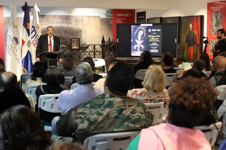 Conferencia-Virge-de-la-Altagracia-Museo-2-728x485