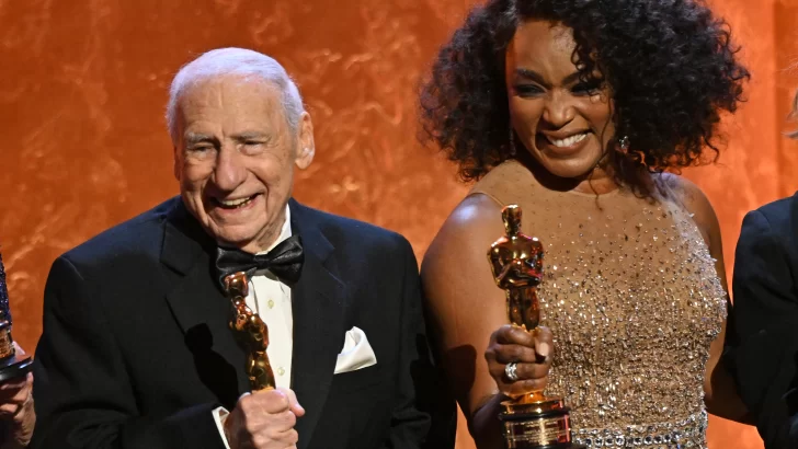 Óscar honorífico para el cineasta Mel Brooks, maestro de la comedia de Hollywood
