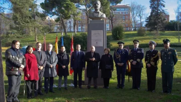 Embajada dominicana en España realiza ofrenda floral en honor a Juan Pablo Duarte