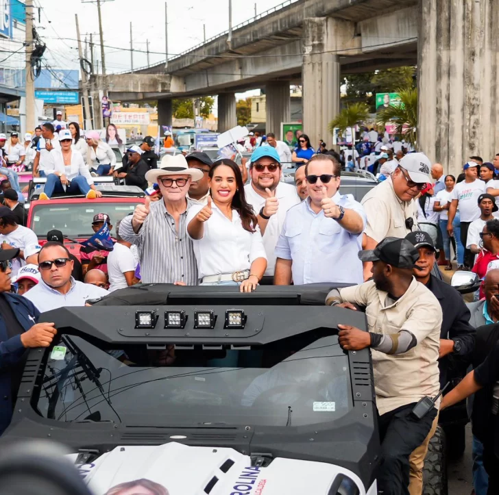 Tony Marte retira su candidatura para apoyar a Betty Gerónimo