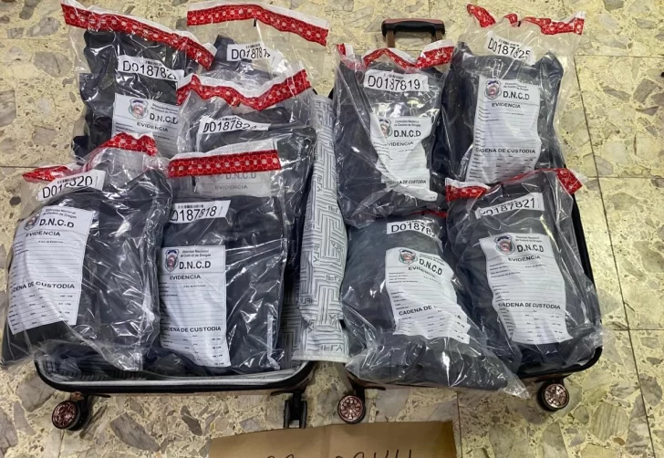 Hallan 7 paquetes de marihuana en el interior de una maleta en el Aeropuerto de las Américas